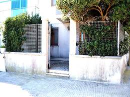 Villetta Carlotta Air-conditioned House on two Levels in San Foca