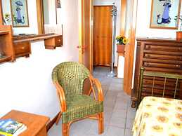 Villetta Carlotta Air-conditioned House on two Levels in San Foca