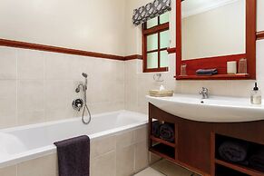 Noordhoek Village Hotel