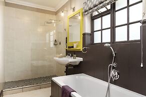 Noordhoek Village Hotel