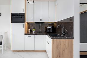 Plac Słowiański Świnoujście by Renters