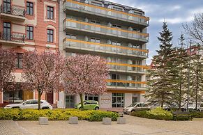 Plac Słowiański Świnoujście by Renters