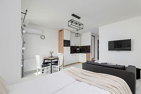 Plac Słowiański Świnoujście by Renters