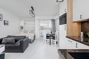 Plac Słowiański Świnoujście by Renters