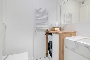 Plac Słowiański Świnoujście by Renters