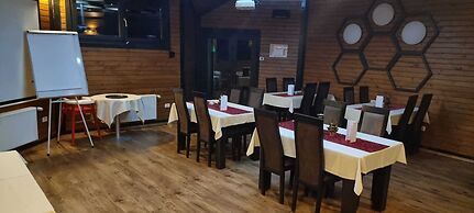 Hillden Boutique Cazare & Restaurant