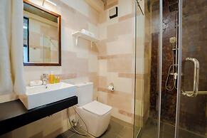 Limeshine - Airport Transit Hotel