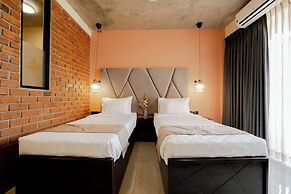 Limeshine - Airport Transit Hotel