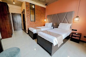 Limeshine - Airport Transit Hotel