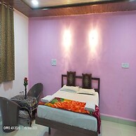 Hotel  Mumbai Garden Resort