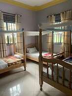 Pearl Gardens Beach Resort Kalangala