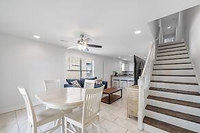 For Fox Sake With Pool