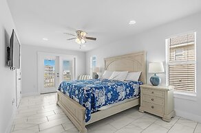 For Fox Sake With Pool