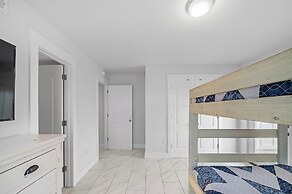 For Fox Sake With Pool