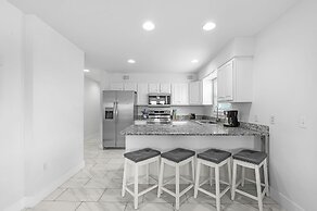 For Fox Sake With Pool