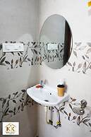 K K Luxurious Home Stay