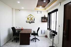K K Luxurious Home Stay