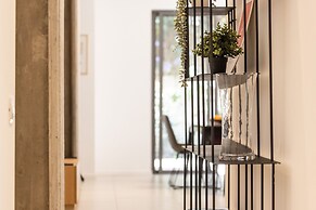 Tel Aviv Garden Oasis by Sea N' Rent