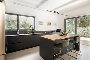 Tel Aviv Garden Oasis by Sea N' Rent