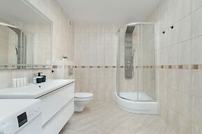 Apartment for Families by Renters