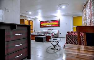 Crislord Palace Hotel