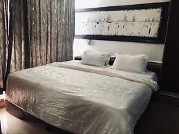 Crislord Palace Hotel