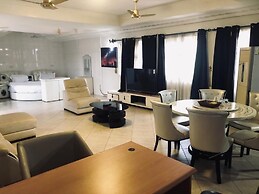 Crislord Palace Hotel