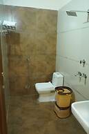 Maharaja Hotel and Restaurant