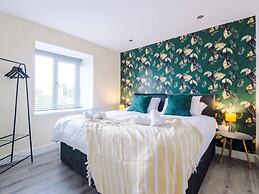 One-bedroom by Media City UK by Belvilla