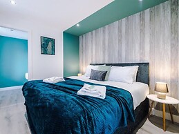 One-bedroom by Media City UK by Belvilla