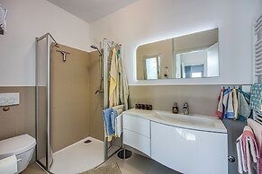 RR Losinj Harbour View Apartment