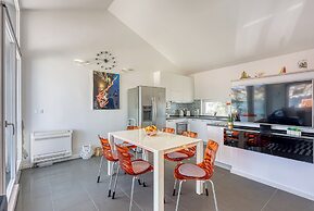 RR Losinj Harbour View Apartment