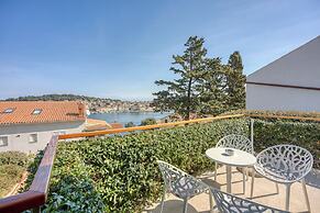 RR Losinj Harbour View Studio
