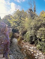 2 Bedrooms, Overlooking Little Petherick Creek