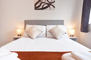 Stunning 3-bed House in Central Milton Keynes