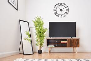 Stunning 3-bed House in Central Milton Keynes