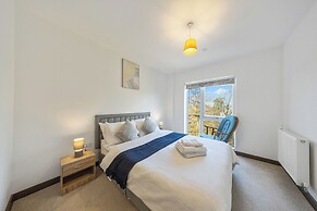 2-bed Flat, Sleeps 4 - Parking & Wheelchair Access