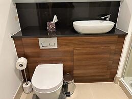 Lovely Flat With Free Parking & Wheelchair Access