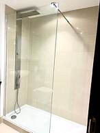 Lovely Flat With Free Parking & Wheelchair Access