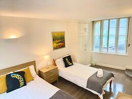 Remarkable Apartment in London