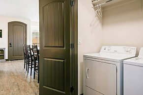 Cottage Point 5 Bedroom Home