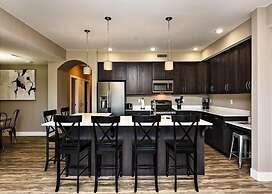 Cottage Point 5 Bedroom Home