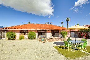 3 Mi to Downtown Palm Springs: Mountain-view Home!