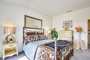 3 Mi to Downtown Palm Springs: Mountain-view Home!