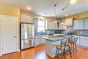 Walk to Crystal Beach: Family Home w/ Deck