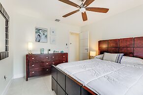 Sarasota Home w/ Private Pool ~ 10 Mi to Beach!