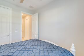 Coastal Venice Villa w/ Patio & Resort Amenities!