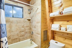 Island Park Cabin w/ Deck ~ 22 Mi to Yellowstone!