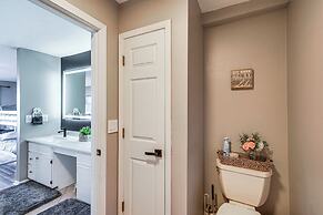 Lakefront Retreat w/ Community Pool in Osage Beach