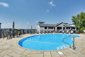 Lakefront Retreat w/ Community Pool in Osage Beach